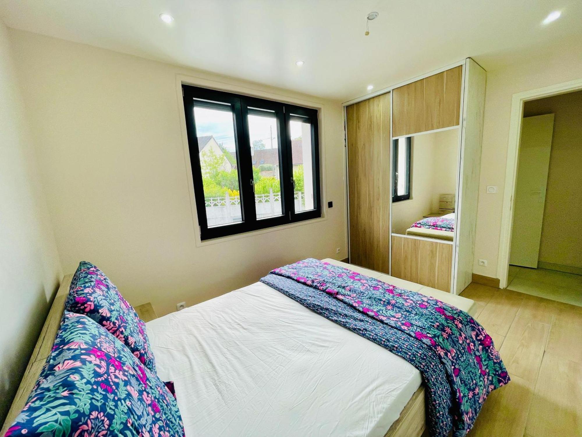 Stylish, Calm And Green Home Stay Saint-Fargeau-Ponthierry Extérieur photo